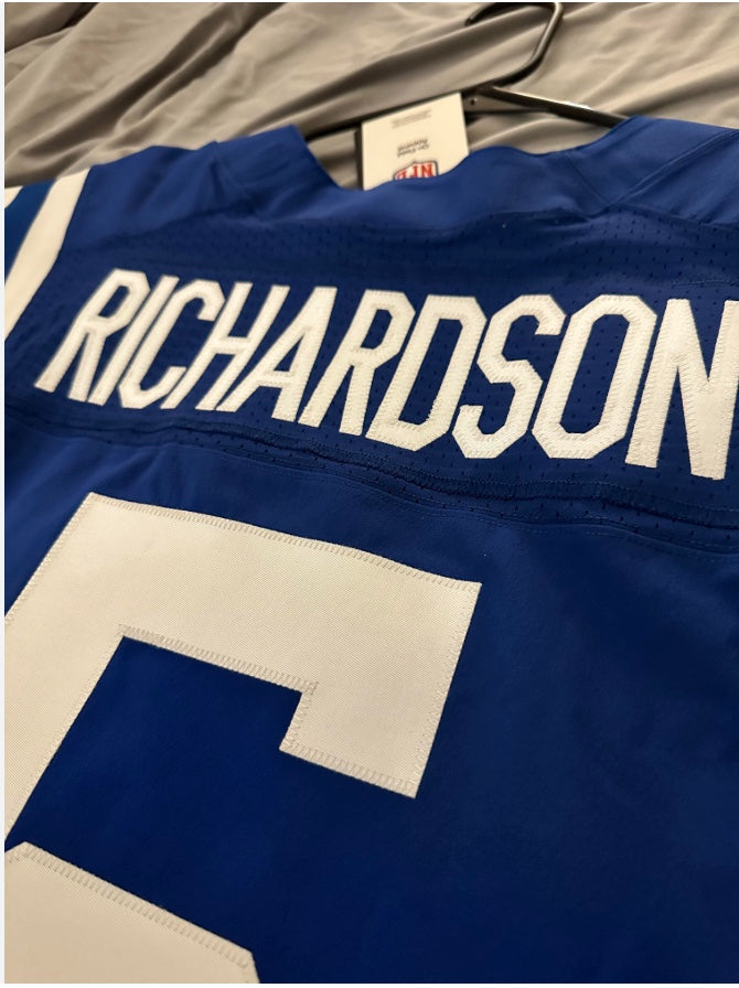 🧲 Indianapolis Jersey